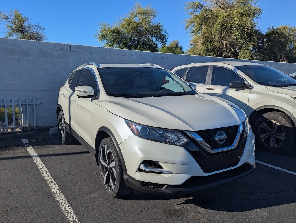 Certified 2022 Nissan Rogue Sport SL SUV