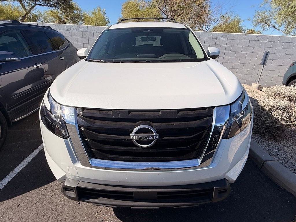 Certified 2025 Nissan Pathfinder SV SUV