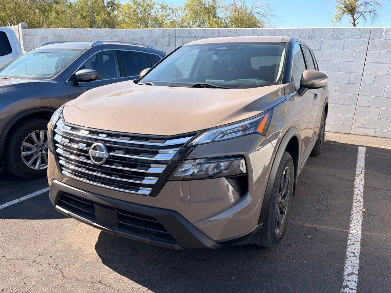 2024 Nissan Rogue SV FWD's photo