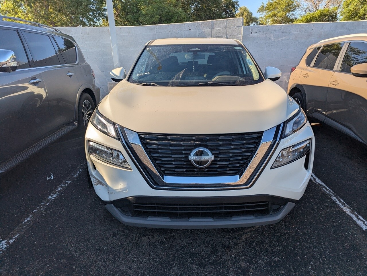 2023 Nissan Rogue SV photo 3