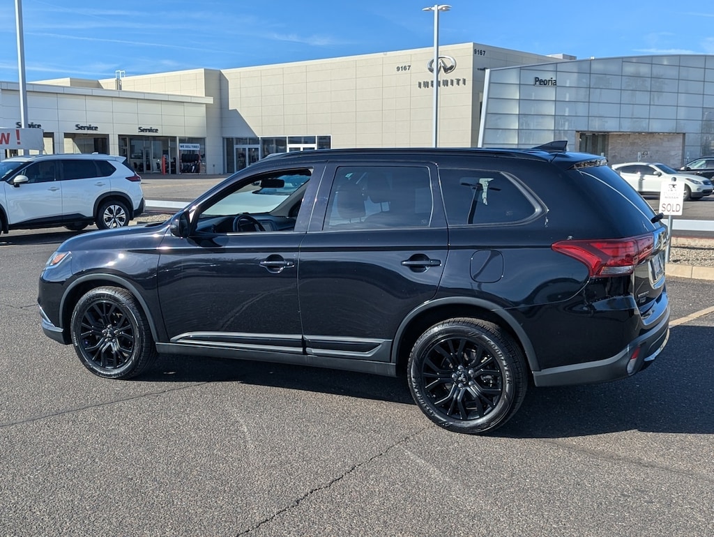 Used 2018 Mitsubishi Outlander LE SUV