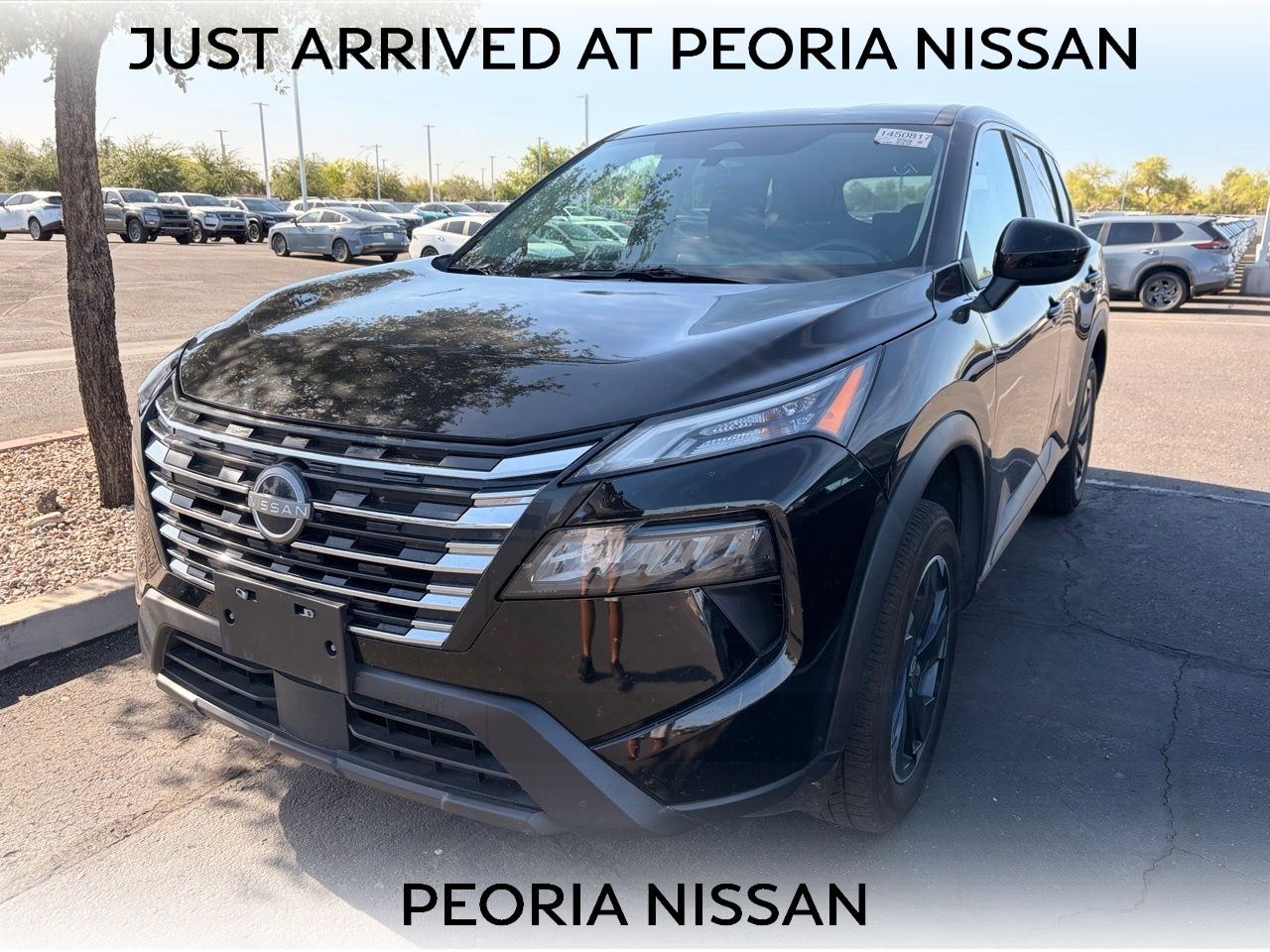 2025 Nissan Rogue SV FWD's photo