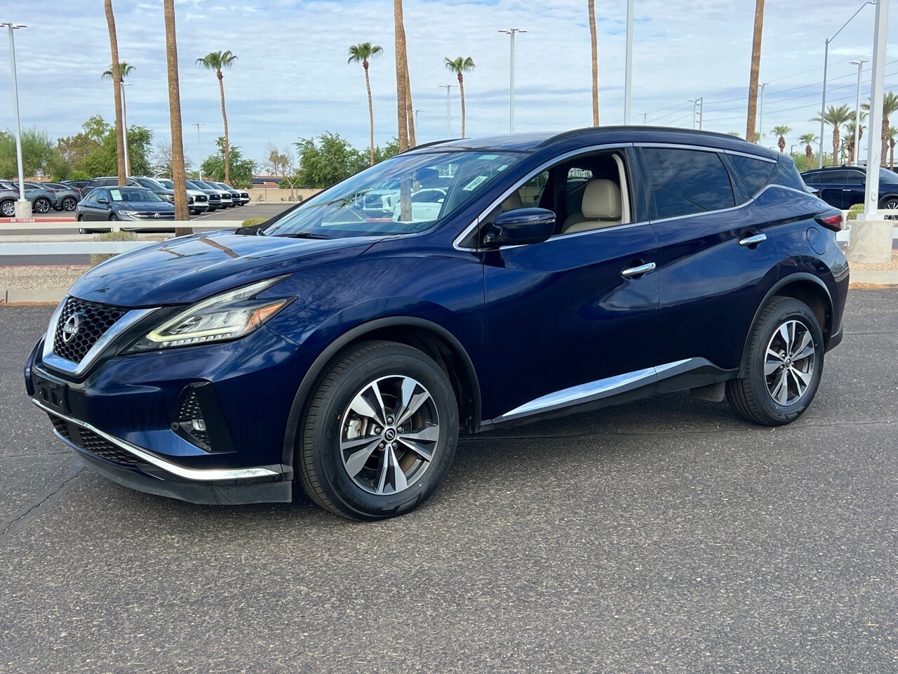 2023 Nissan Murano SV photo 2