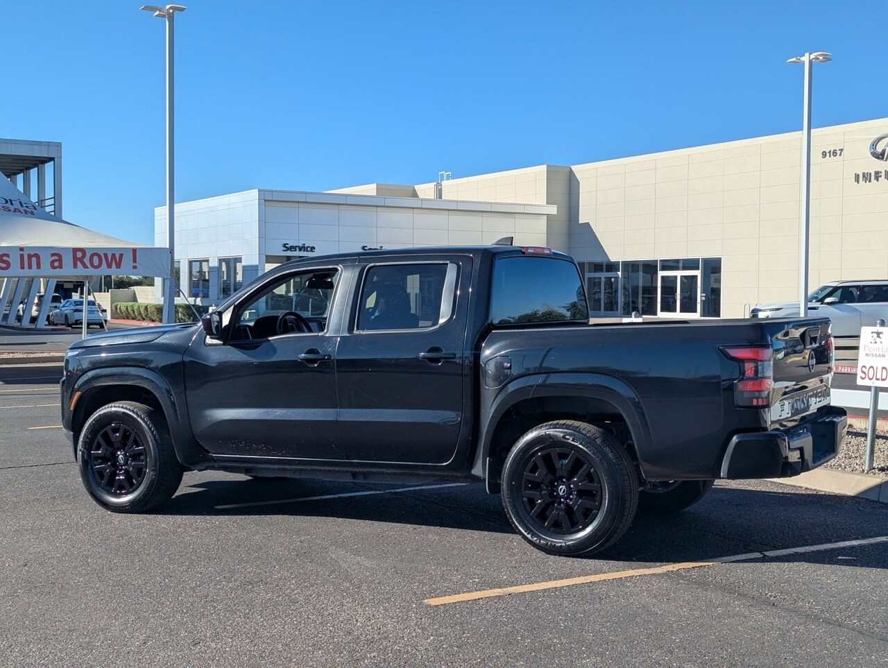 2023 Nissan Frontier SV photo 4