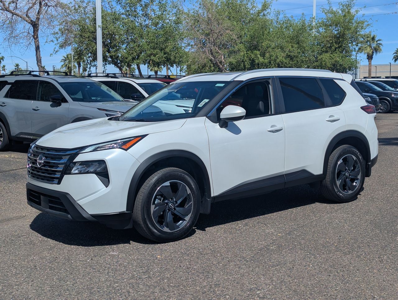 View vehicle photo 2