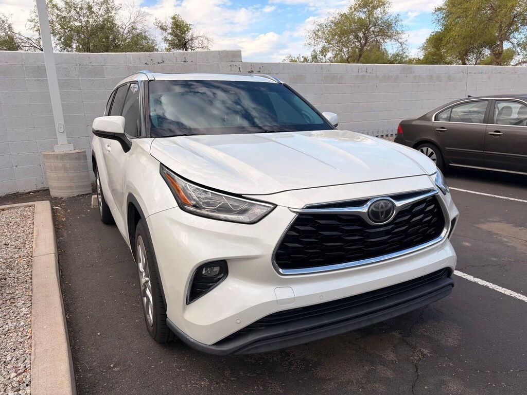Used 2020 Toyota Highlander Limited SUV
