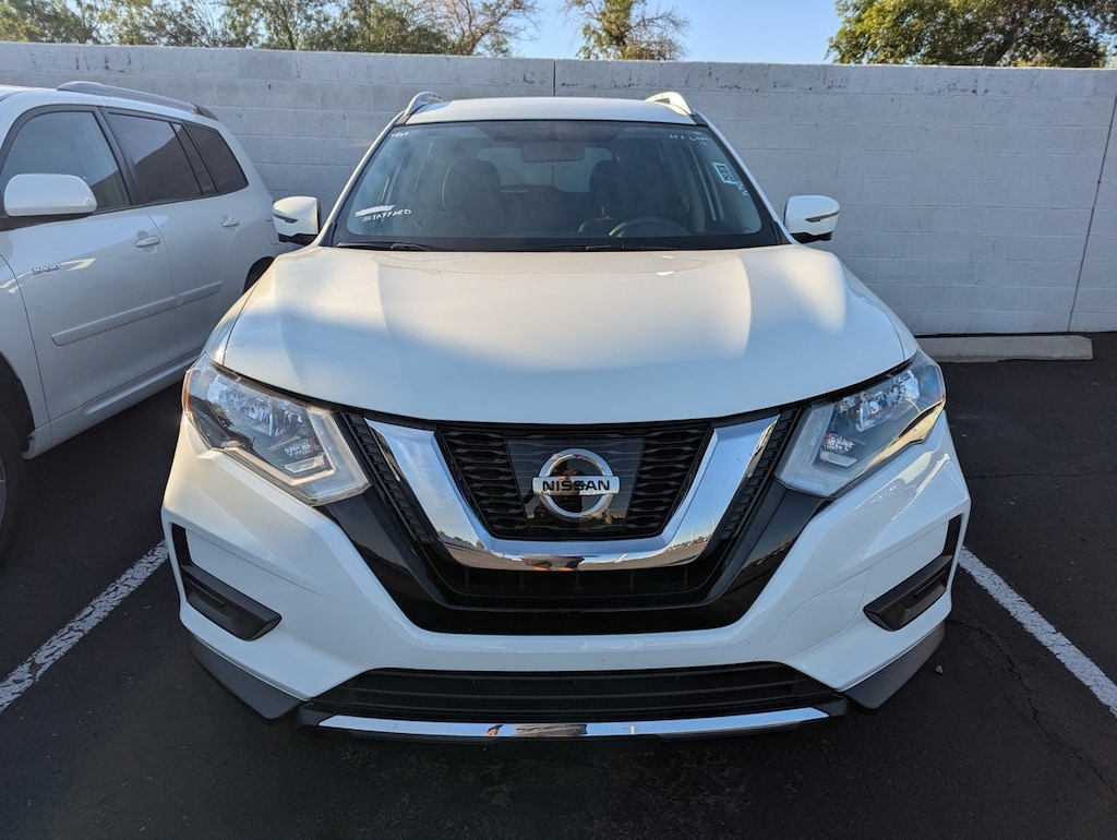 Used 2017 Nissan Rogue SV SUV