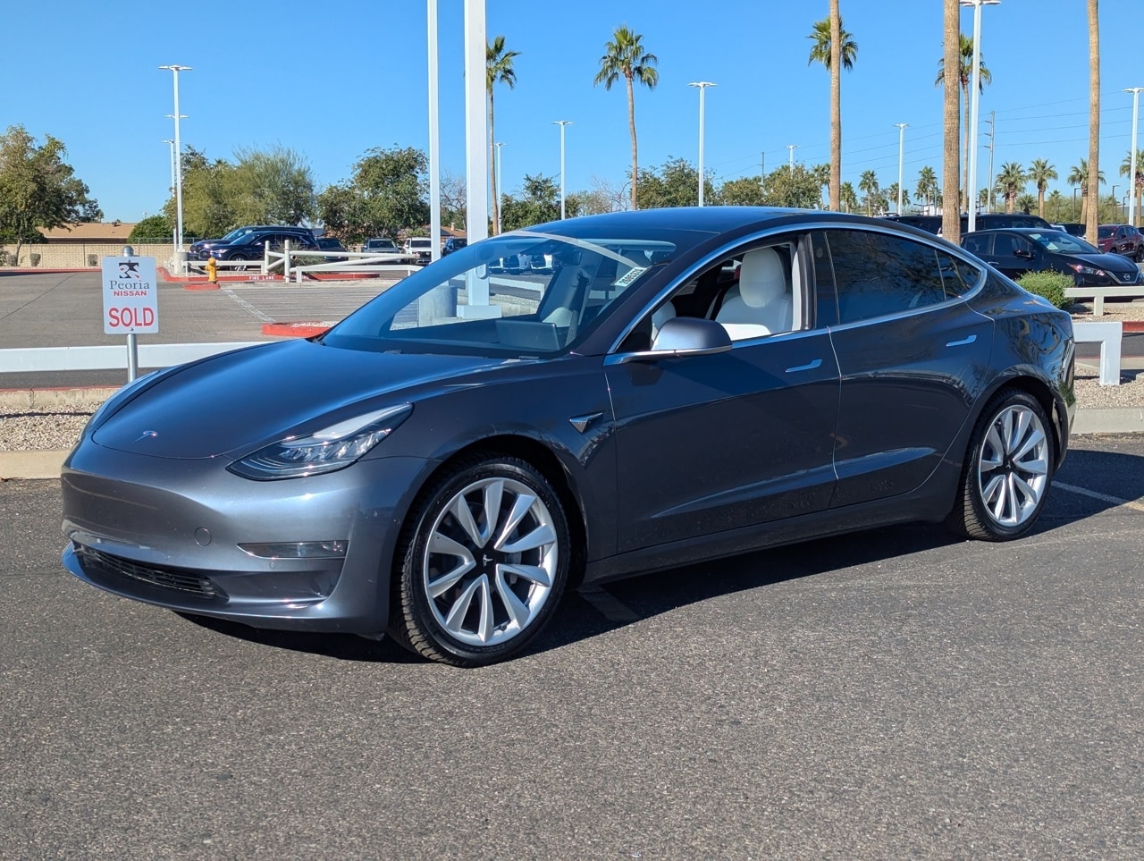 Used 2019 Tesla Model 3 Long Range with VIN 5YJ3E1EB1KF192693 for sale in Peoria, AZ