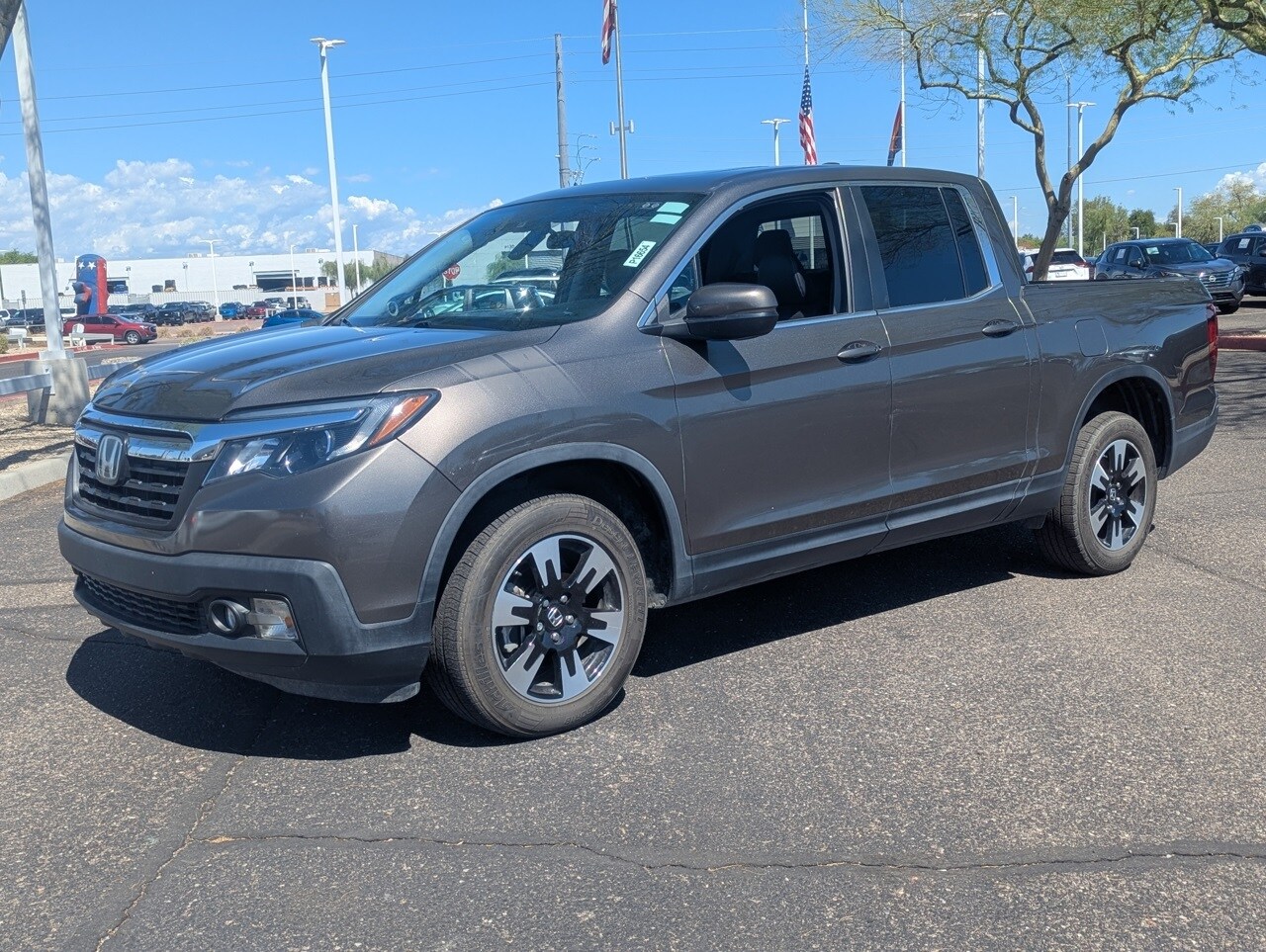 2020 Honda Ridgeline RTL photo 2