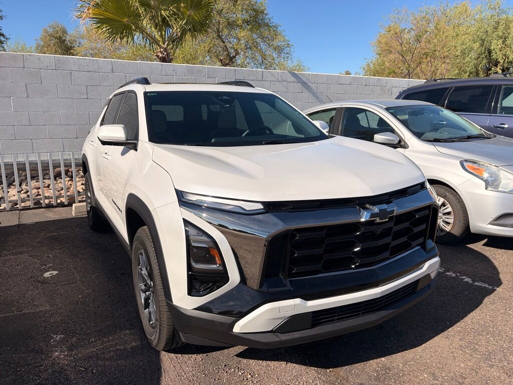 Used 2025 Chevrolet Equinox Activ SUV