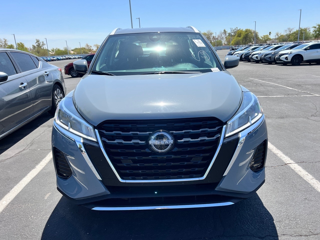 Used 2024 Nissan Kicks SV with VIN 3N1CP5CV2RL480364 for sale in Peoria, AZ