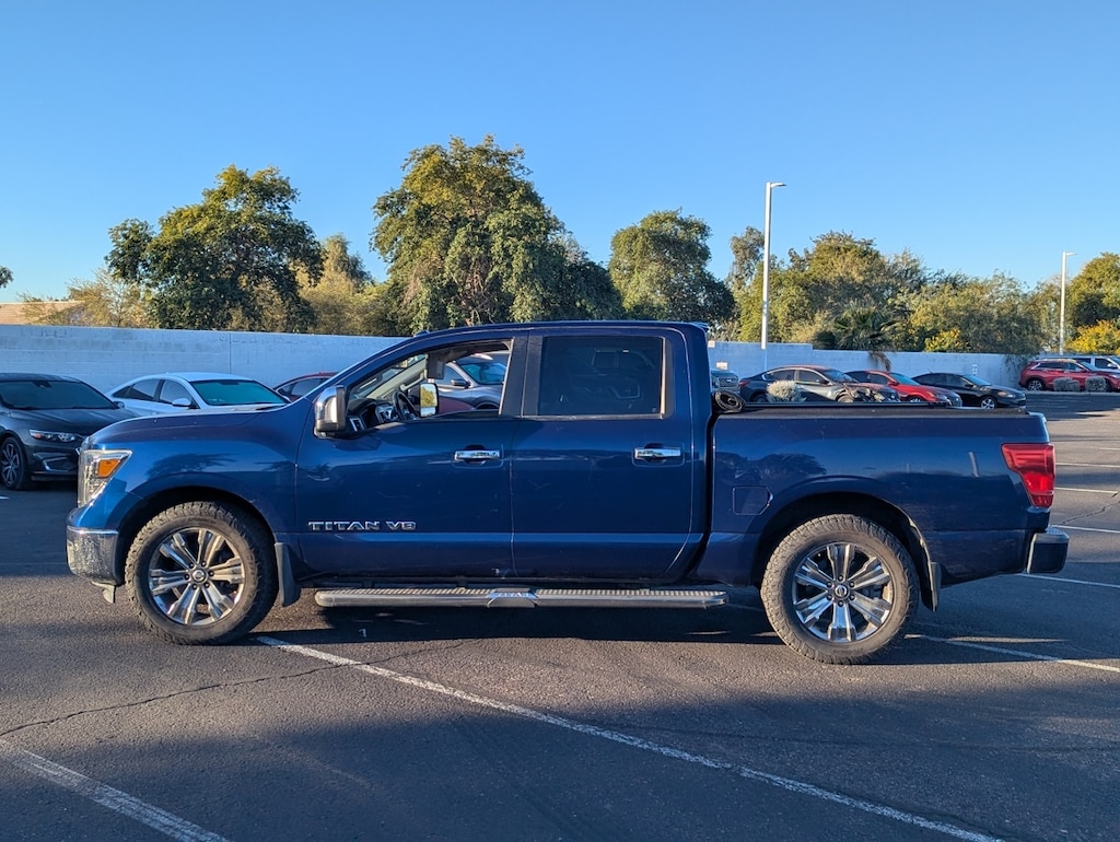 Used 2018 Nissan Titan SL Truck