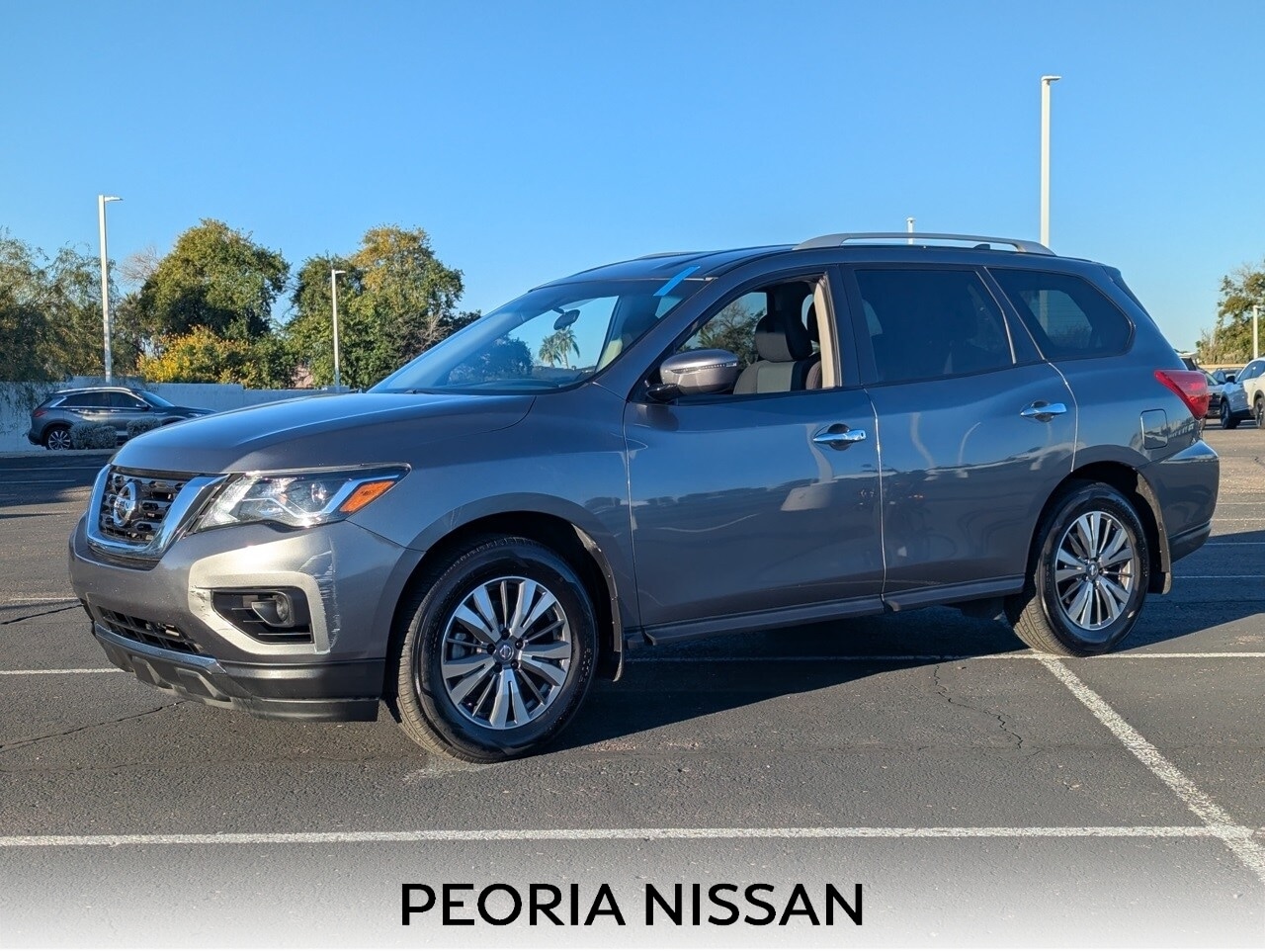 2020 Nissan Pathfinder S