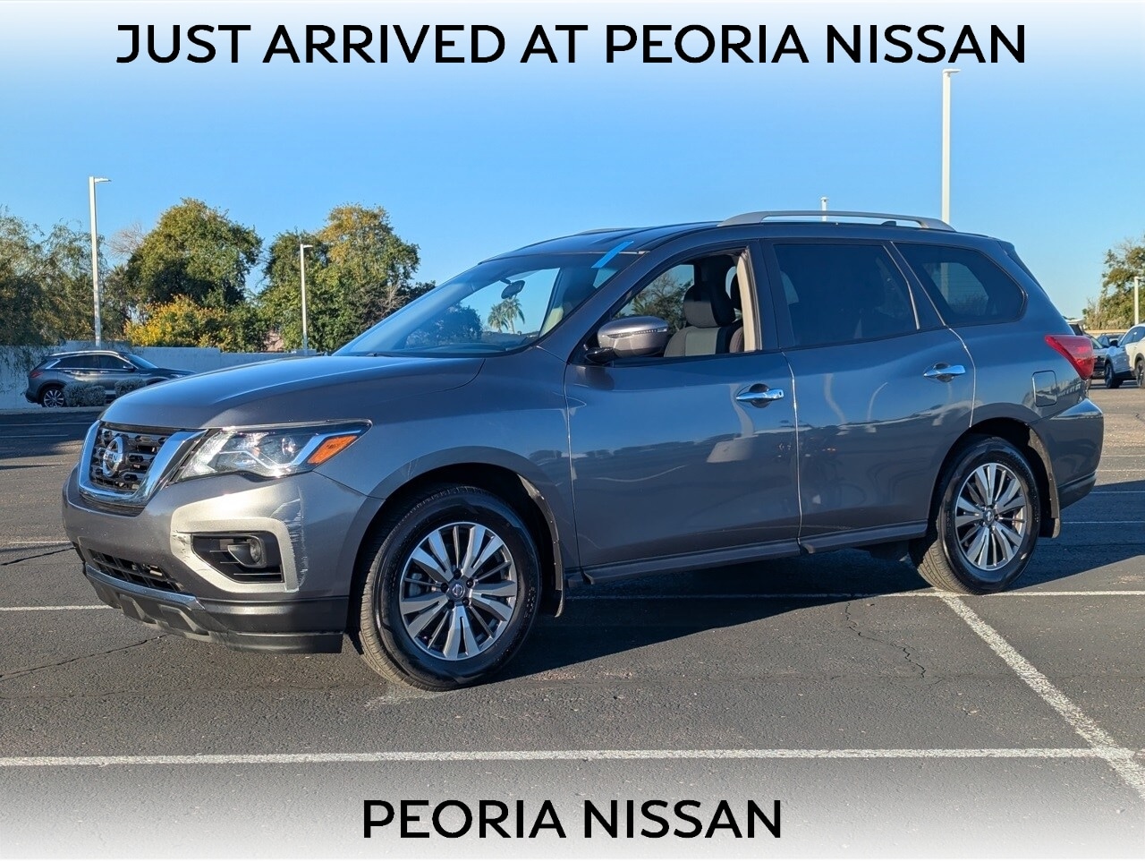 2020 Nissan Pathfinder S