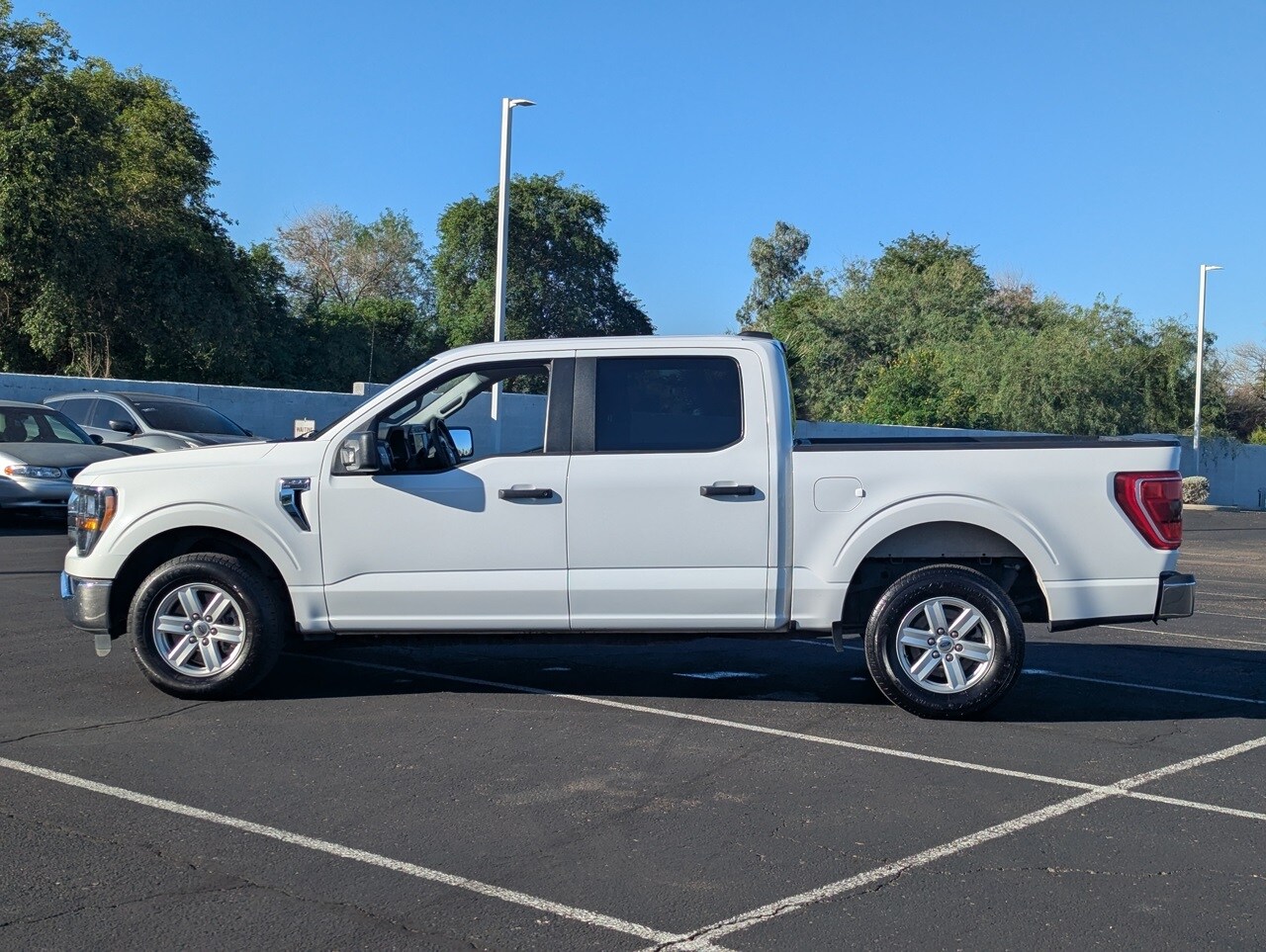 2023 Ford F-150 XLT photo 3