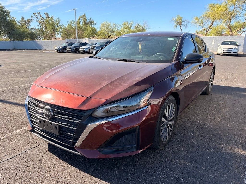 Certified 2024 Nissan Altima 2.5 SV Sedan