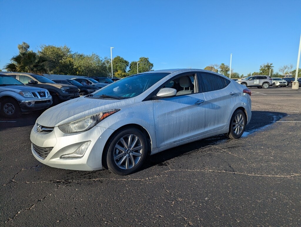 Used 2015 Hyundai Elantra SE Sedan