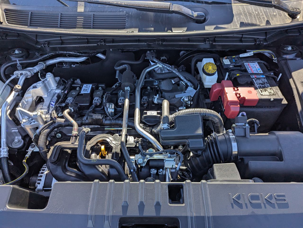 2026 Nissan KICKS SR - Photo 10