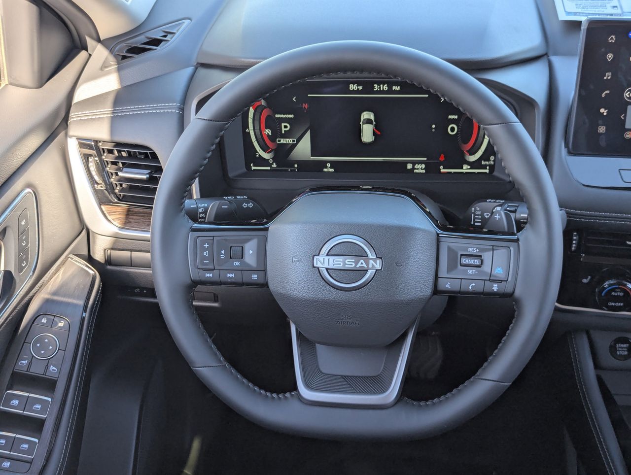 2026 Nissan Rogue Platinum - Photo 27
