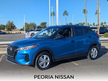 2025 Nissan Kicks Play S SUV