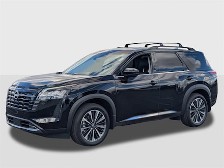 2026 Nissan Pathfinder Platinum SUV