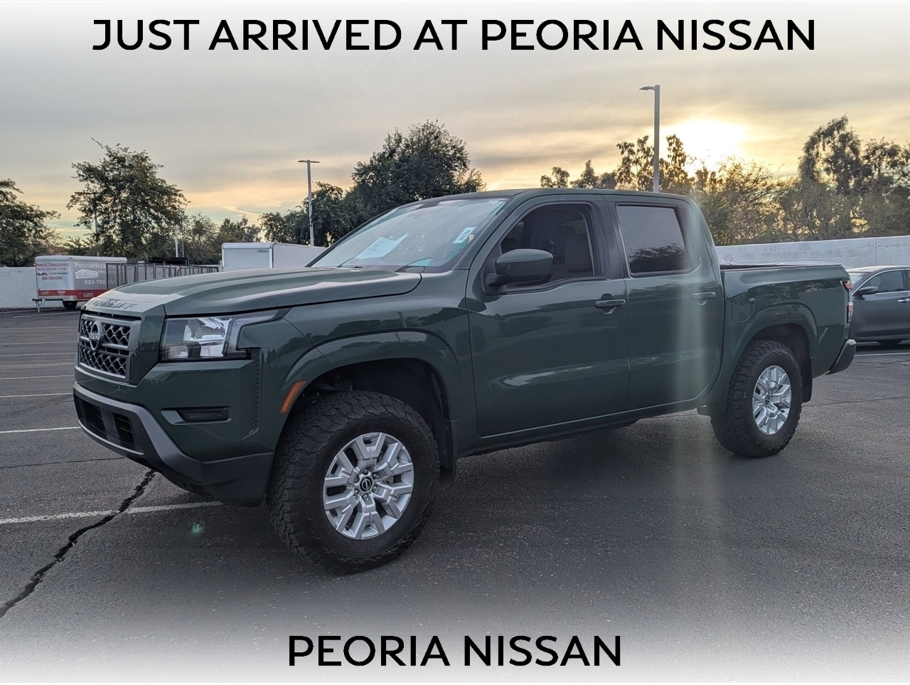 2022 Nissan Frontier SV's photo