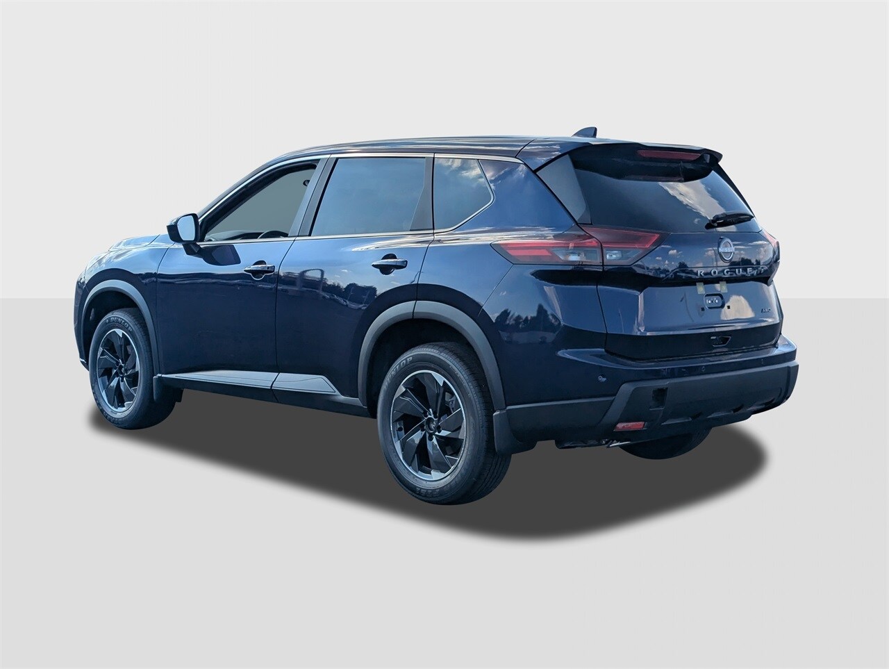 2026 Nissan Rogue SV photo 2