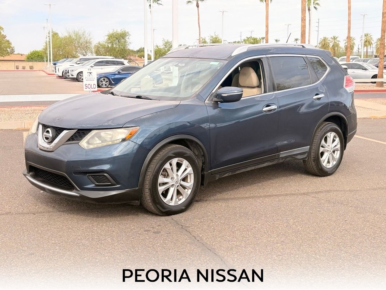 Used 2015 Nissan Rogue SV with VIN KNMAT2MTXFP574388 for sale in Peoria, AZ