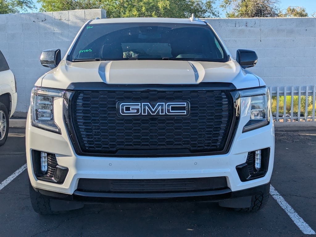 Used 2024 GMC Yukon XL SLE SUV