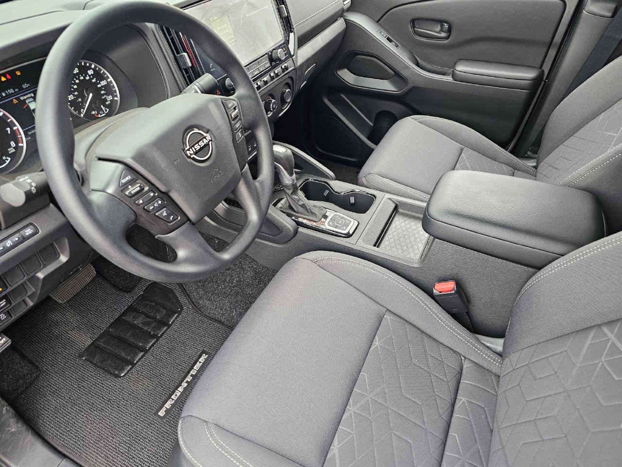 2026 Nissan Frontier SV - Photo 11