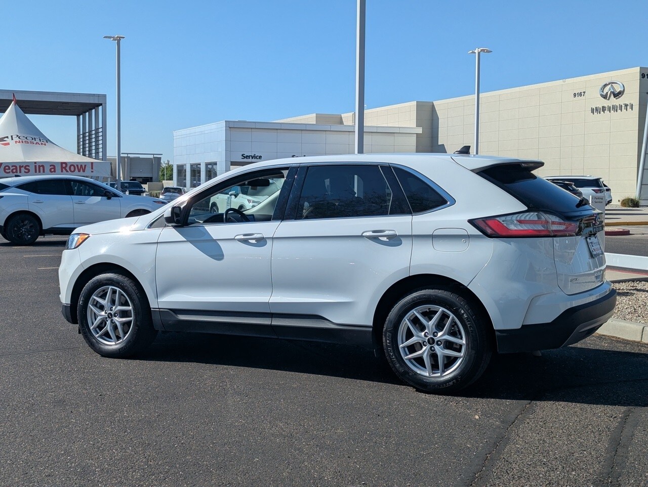 2024 Ford Edge SEL photo 4