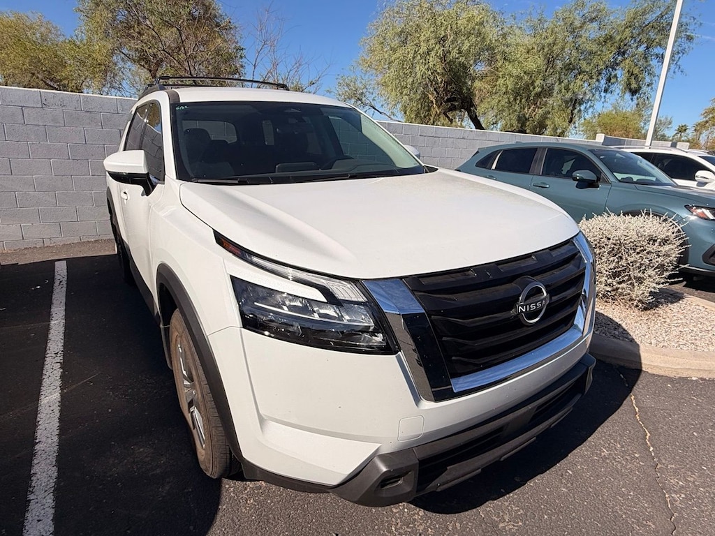 Certified 2025 Nissan Pathfinder SV SUV