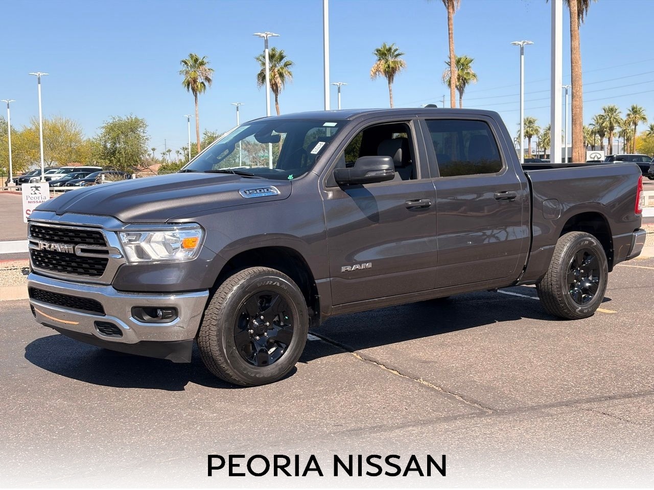 2023 RAM 1500 Big Horn/Lone Star 4x4 Crew Cab 5'7's photo