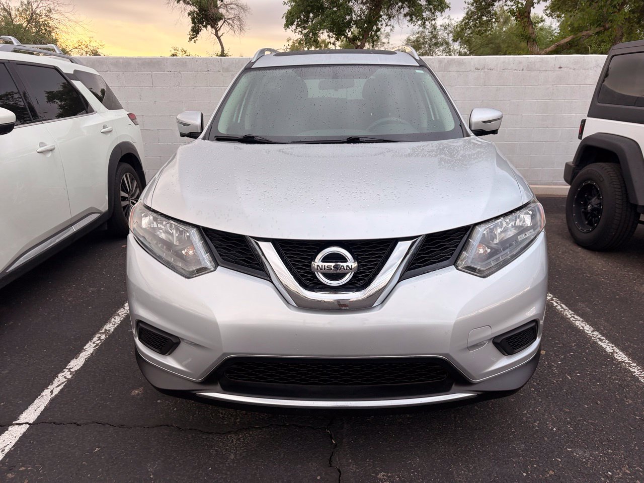 Used 2016 Nissan Rogue SV SUV