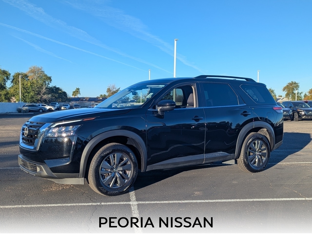 2025 Nissan Pathfinder SV