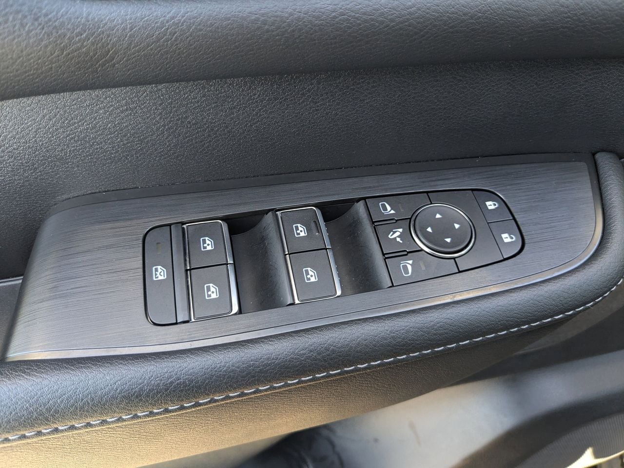 2026 Nissan Armada PRO-4X - Photo 14