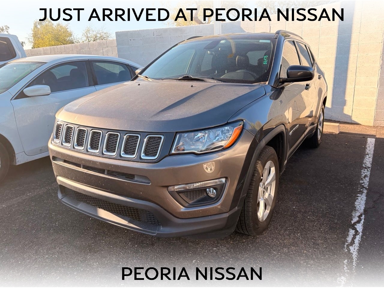 Crystal Metallic 2017 Jeep Compass SUV / Crossover Front-Wheel Drive 6-Speed Automatic