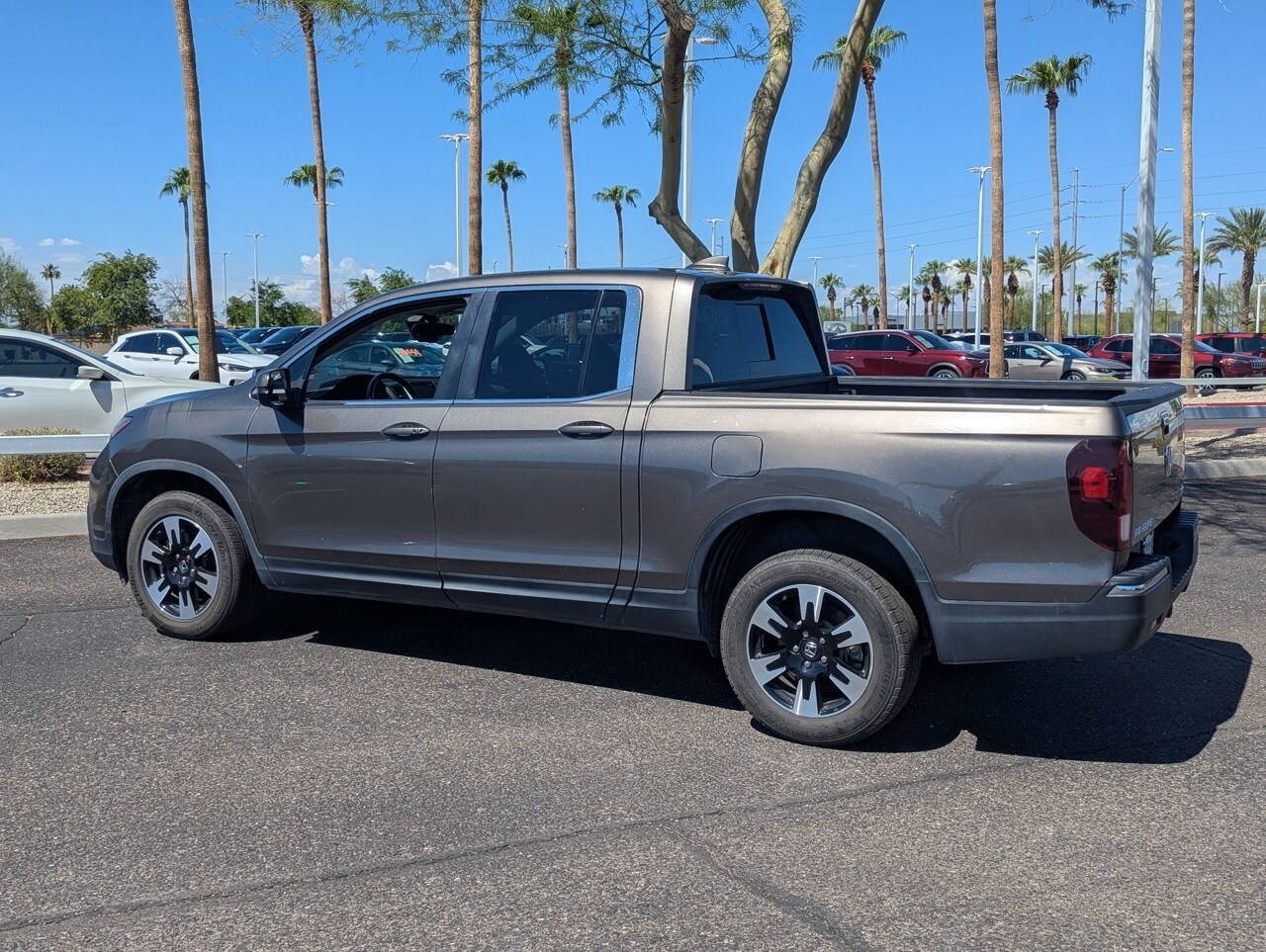 2020 Honda Ridgeline RTL photo 4