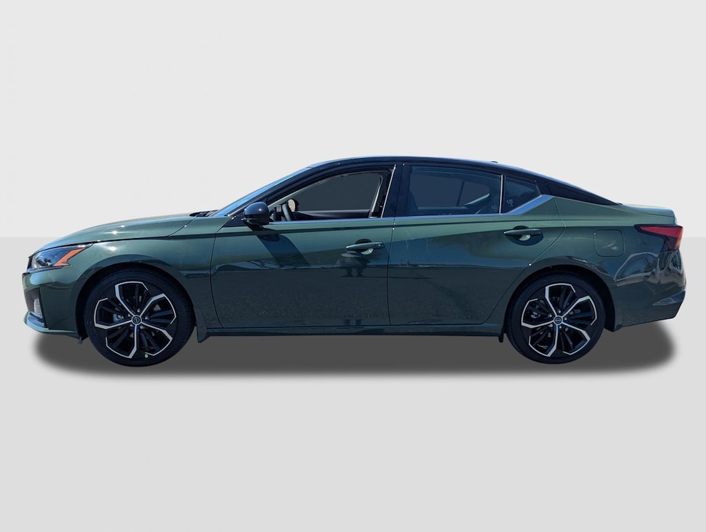 New 2026 Nissan Altima SR Sedan