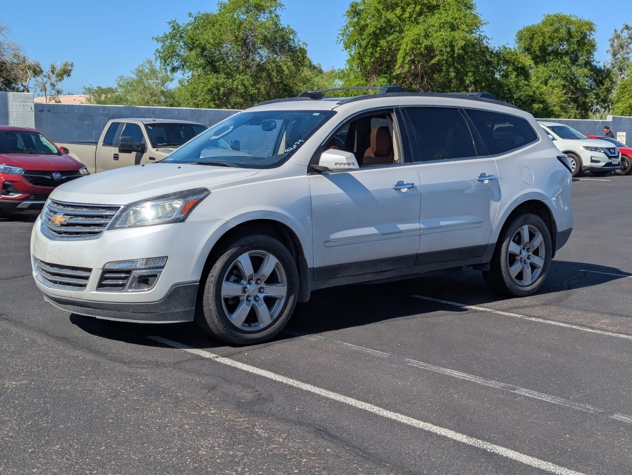 Used 2017 Chevrolet Traverse Premier with VIN 1GNKRJKD1HJ240322 for sale in Peoria, AZ