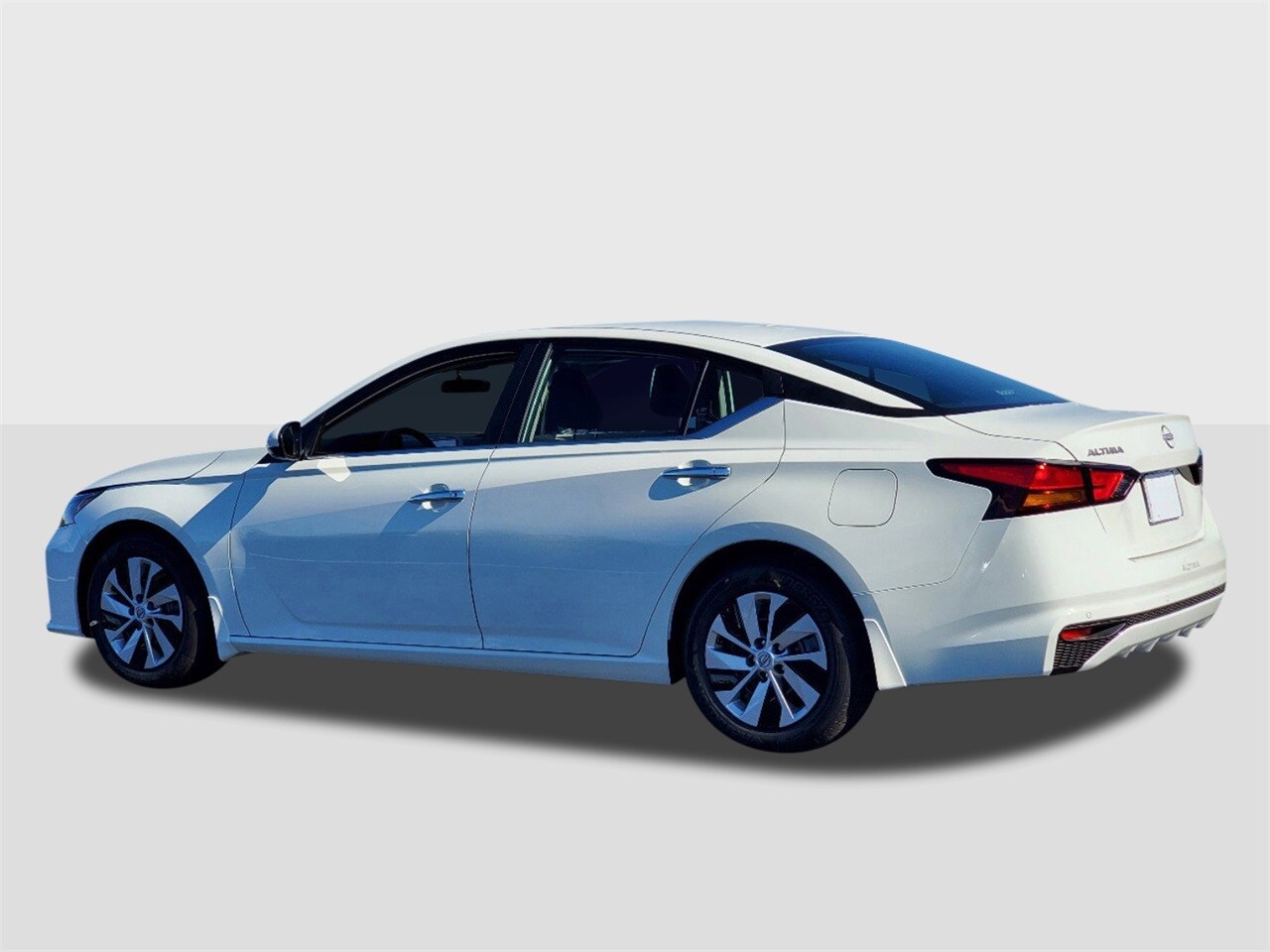 2024 Nissan Altima 2.5 S photo 3
