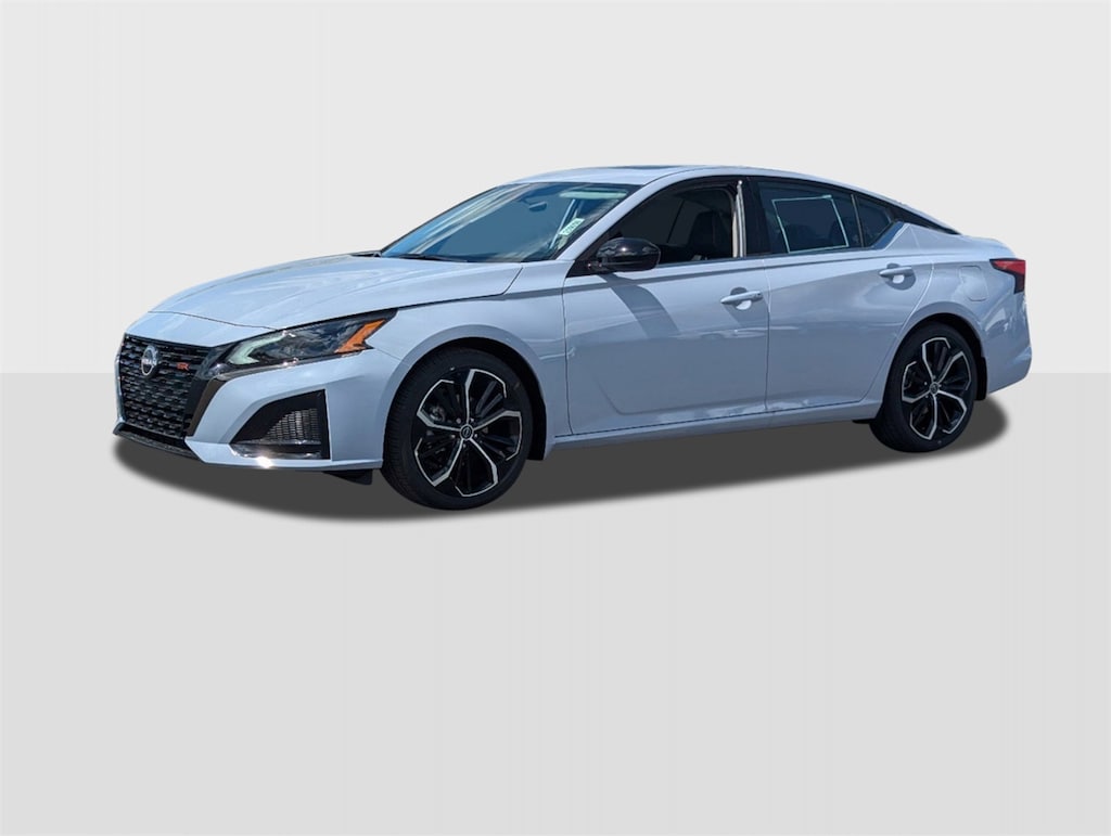 New 2025 Nissan Altima SR Sedan