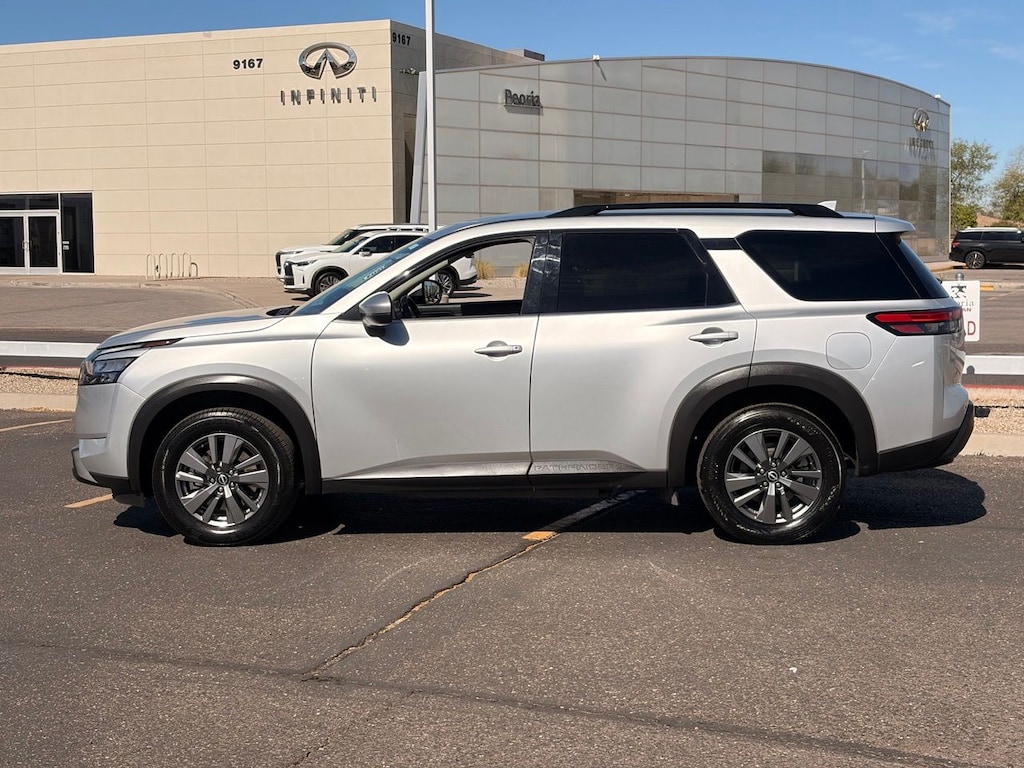 Certified 2025 Nissan Pathfinder SV SUV