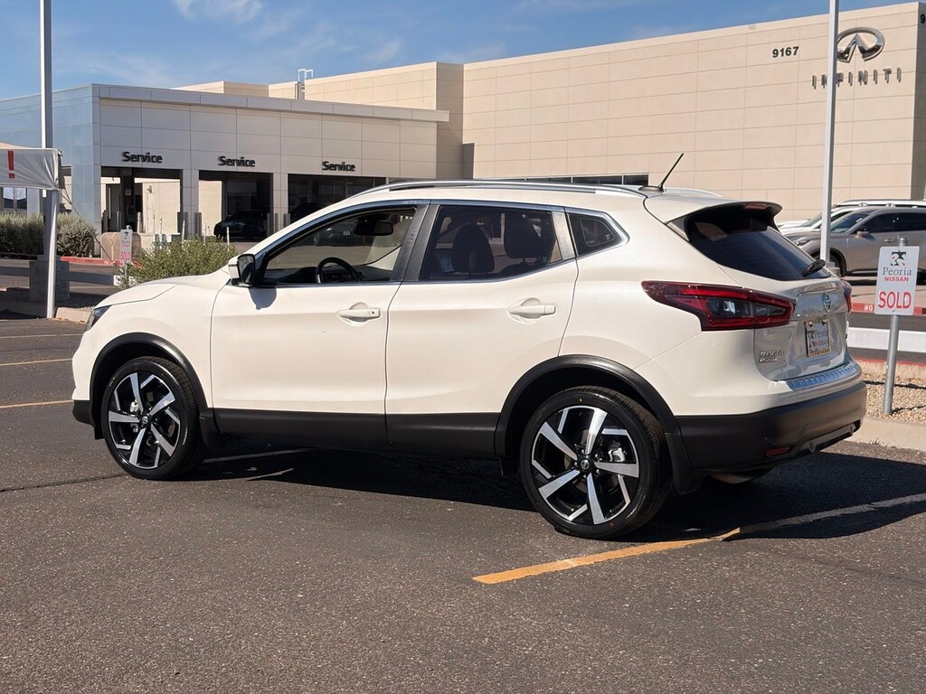 Certified 2022 Nissan Rogue Sport SL SUV