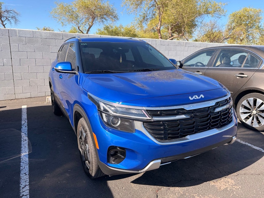 Used 2025 Kia Seltos S SUV