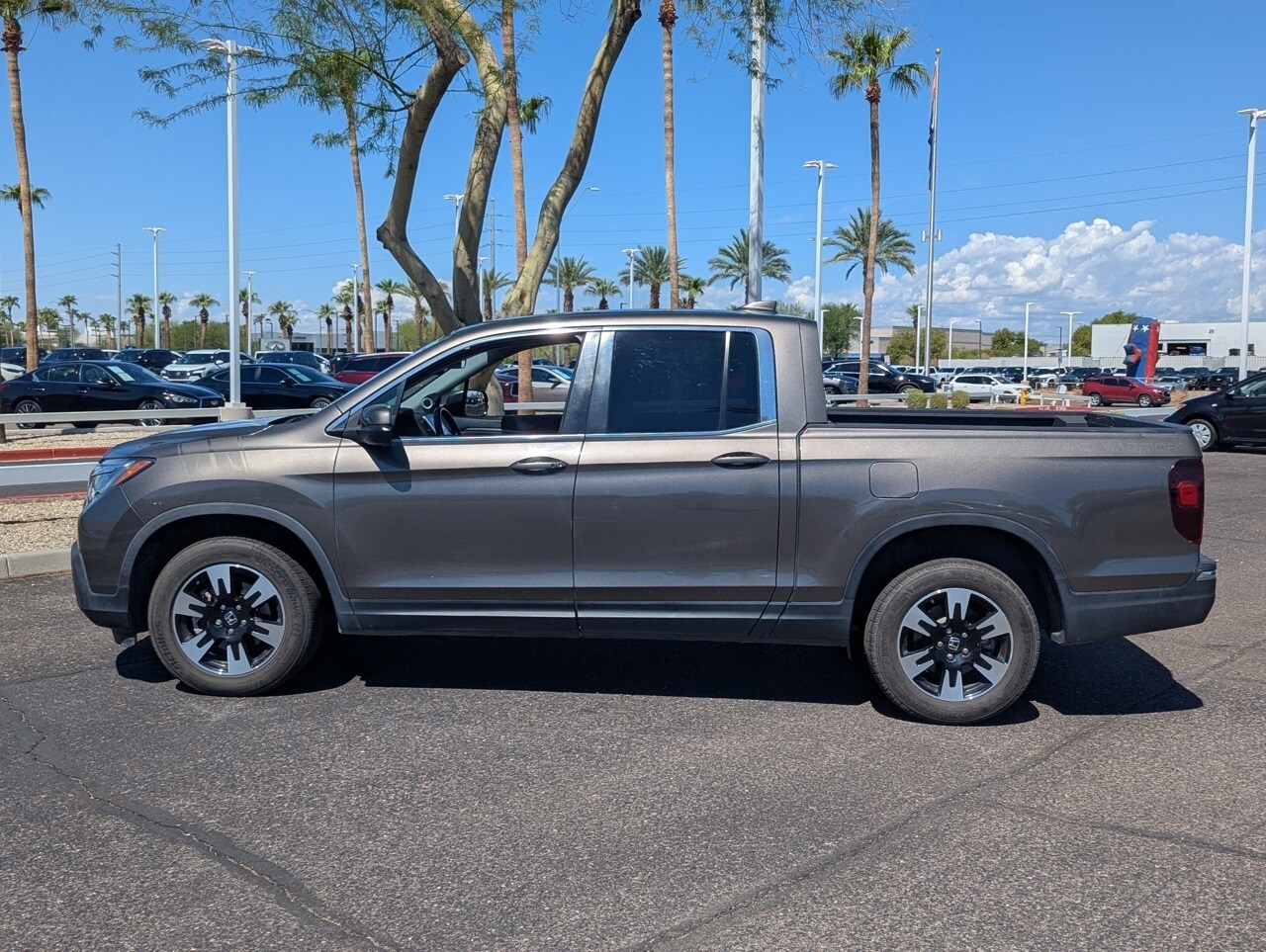 2020 Honda Ridgeline RTL photo 3