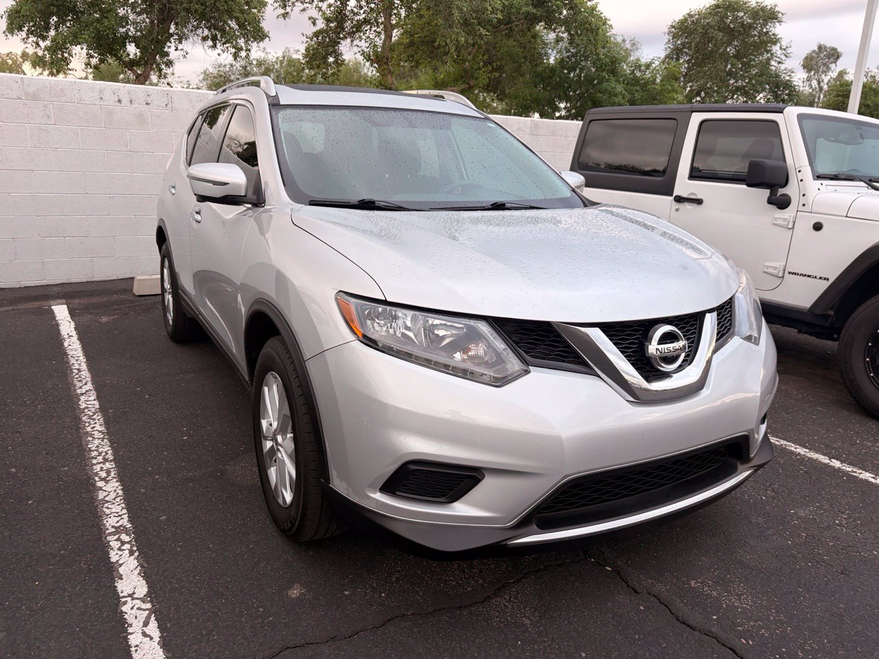 Used 2016 Nissan Rogue SV SUV