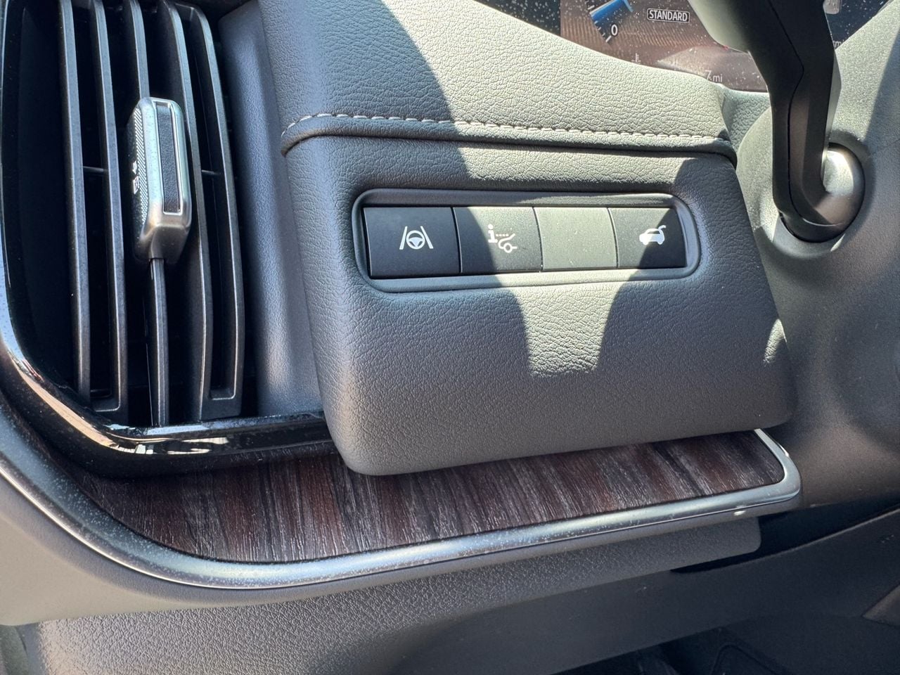 2025 Nissan Armada SL - Photo 20