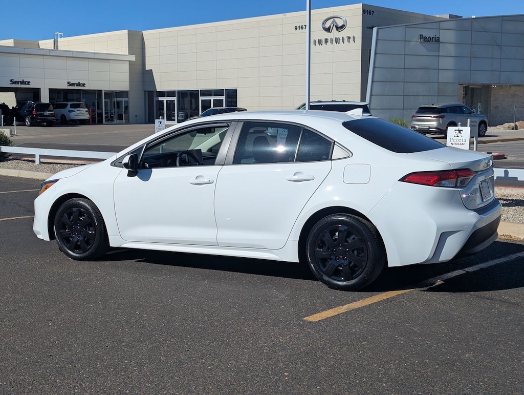 Used 2024 Toyota Corolla LE Sedan