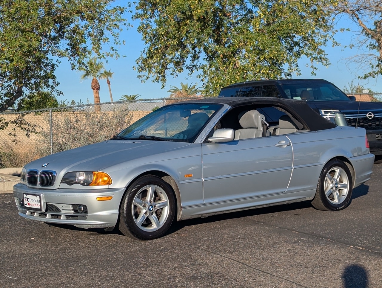Used 2002 BMW 3 Series Base with VIN WBABS33462JY59672 for sale in Peoria, AZ